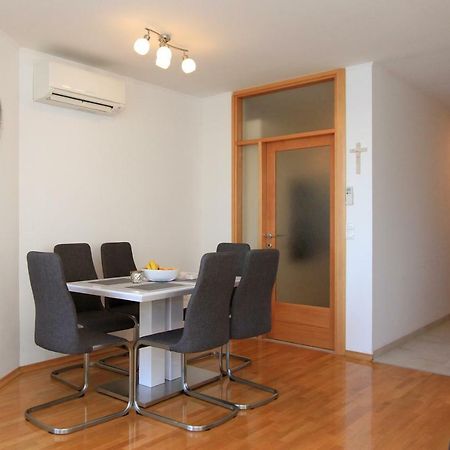 Luxury Omis Apartment Bagian luar foto