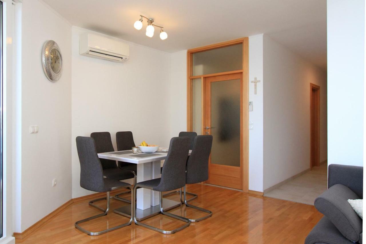 Luxury Omis Apartment Bagian luar foto
