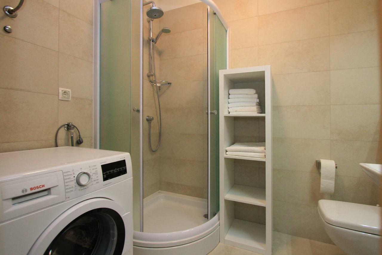 Luxury Omis Apartment Bagian luar foto