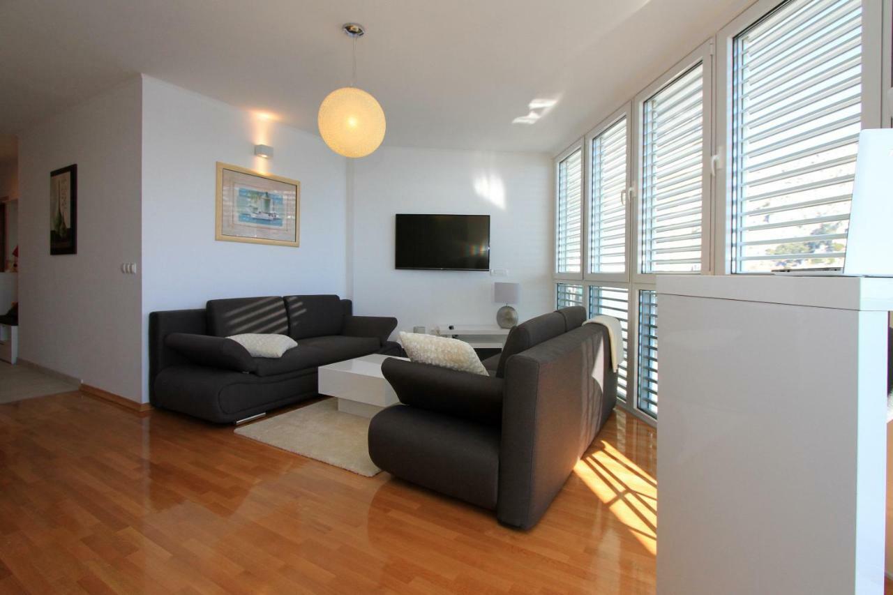 Luxury Omis Apartment Bagian luar foto