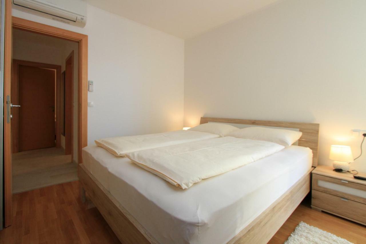 Luxury Omis Apartment Bagian luar foto