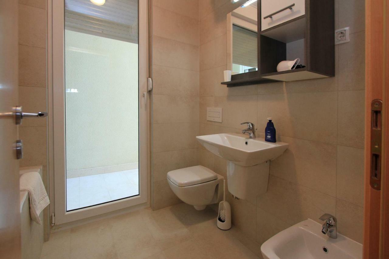 Luxury Omis Apartment Bagian luar foto